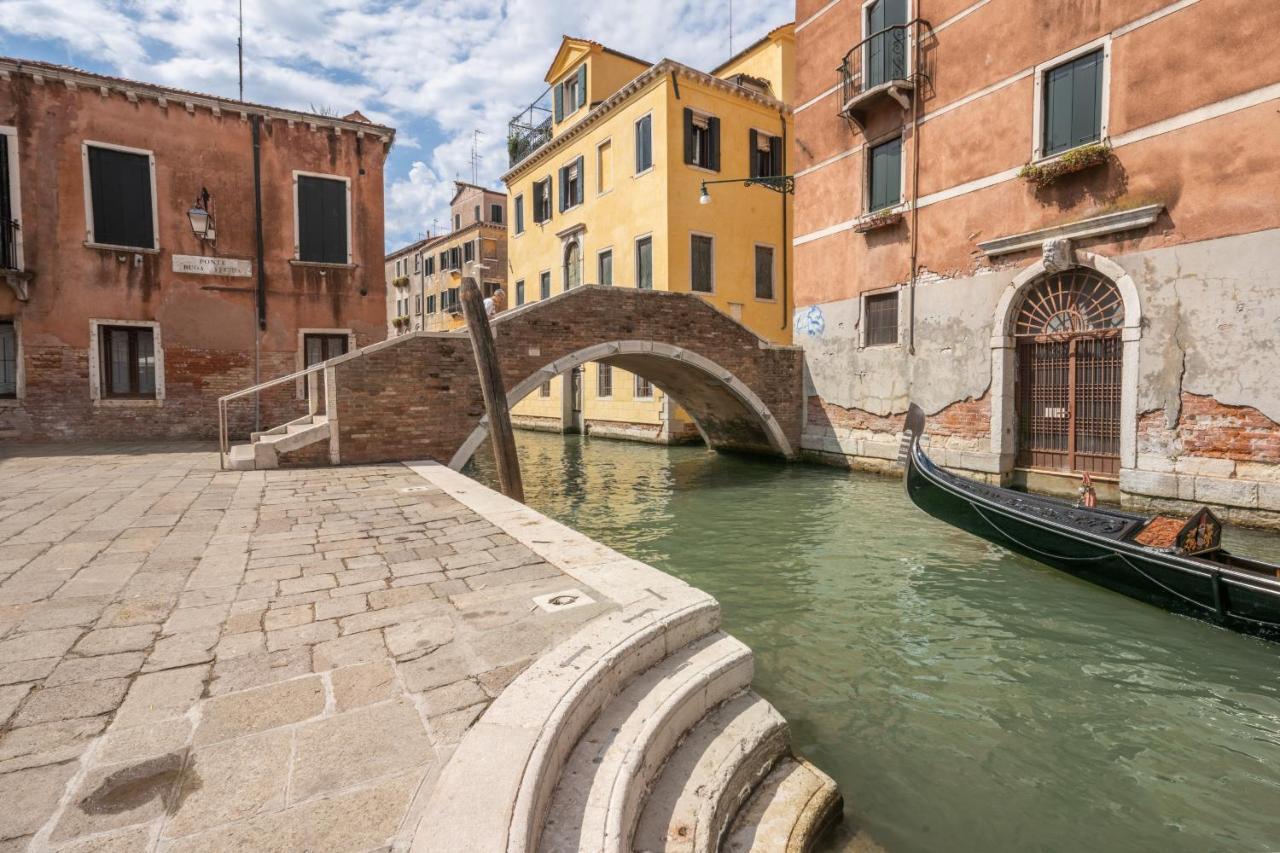 Bright Apartment On Venetian Roofs R&R Экстерьер фото